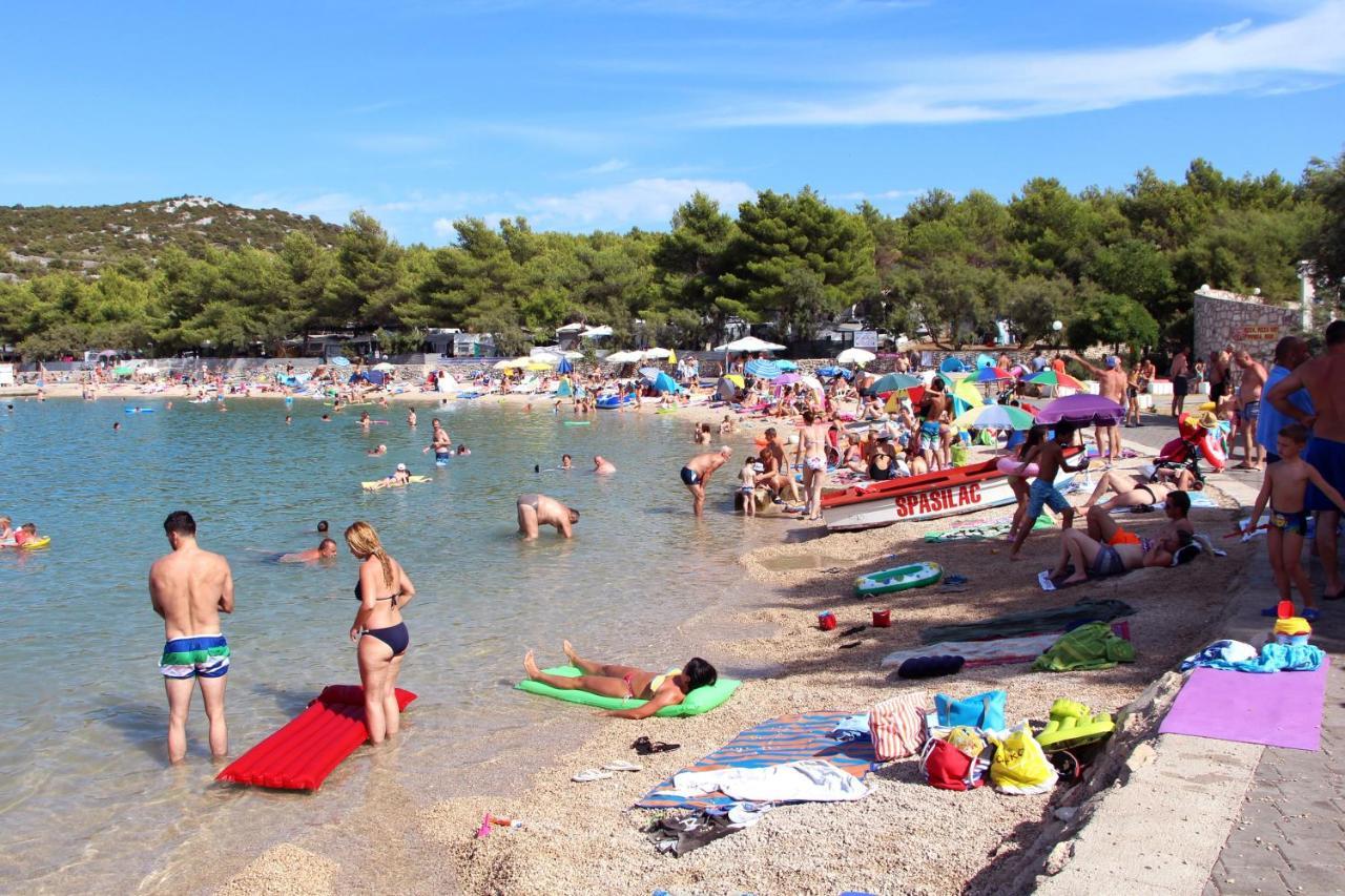 Apartments By The Sea Tisno, Murter - 812 Extérieur photo