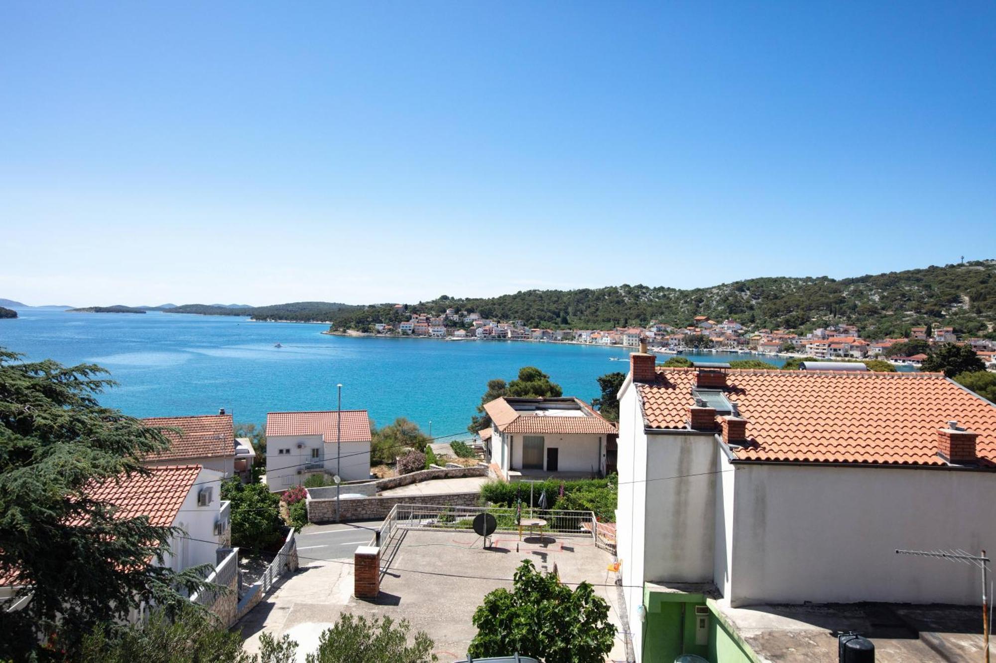 Apartments By The Sea Tisno, Murter - 812 Extérieur photo